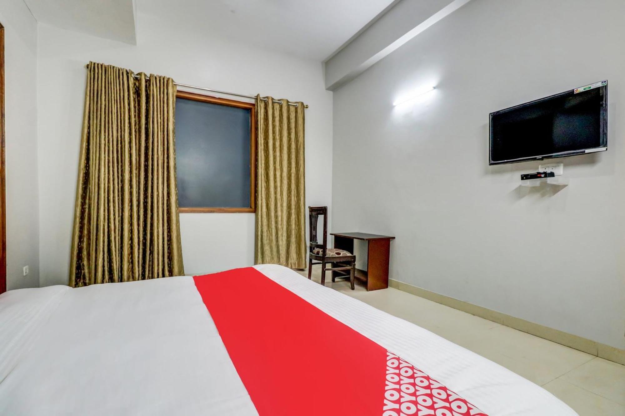 Hotel O Tokyo Chinhat المظهر الخارجي الصورة